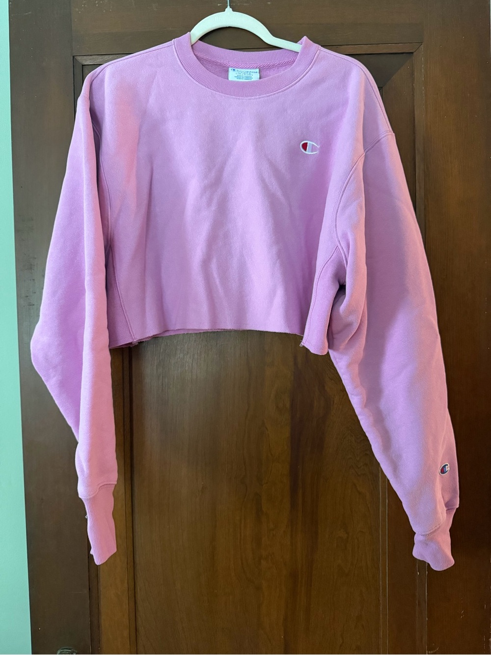 Champion Women's Cropped Crewneck Sweatshirt - Pink